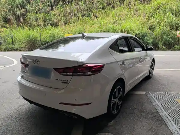 Hyundai Celesta 2018