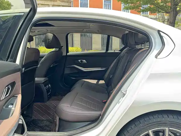 BMW 3 Series 2019