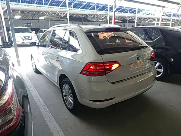 Volkswagen Santana 2021