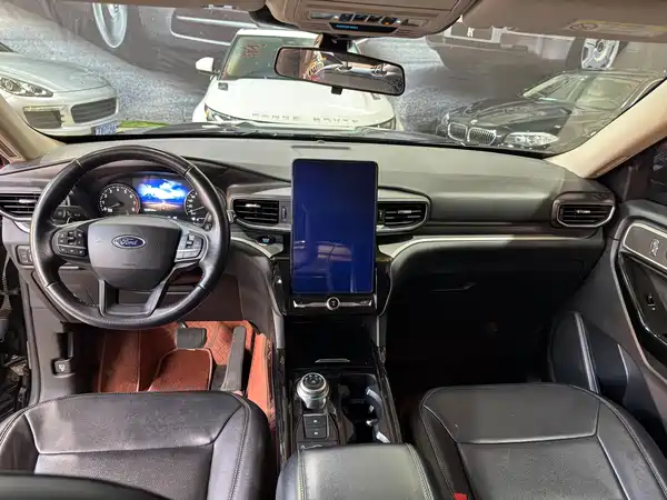 Ford Explorer 2021