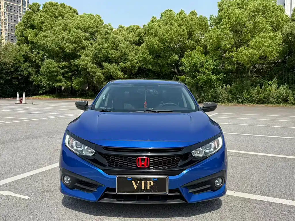 Honda Civic 2018 — фото 2