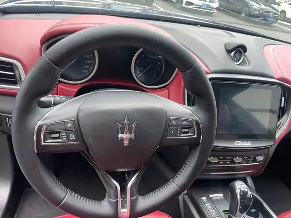 Maserati Ghibli 2016