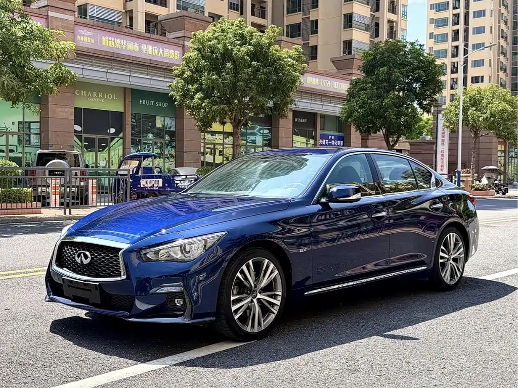 Infiniti Q50L 2018 — фото 1