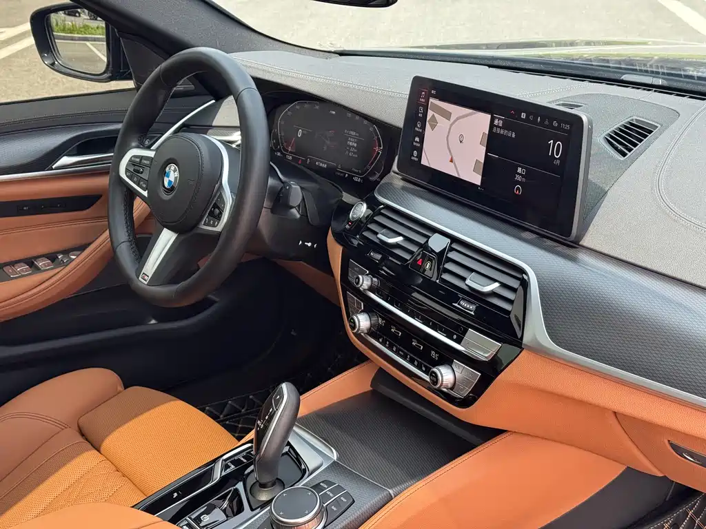 BMW 5 Series 2023 — фото 13
