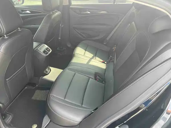 Buick Regal 2025