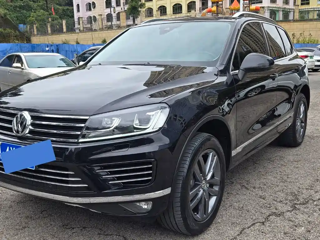 Volkswagen Touareg 2016 — фото 2