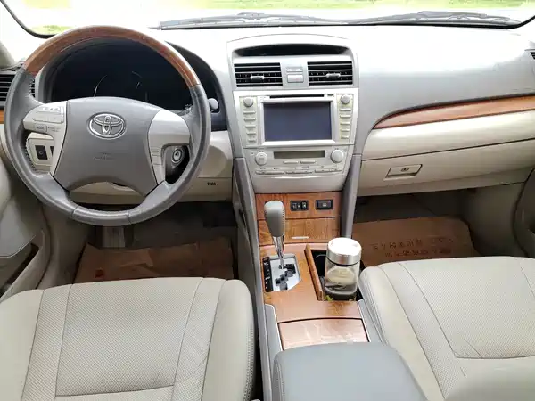 Toyota Camry 2011