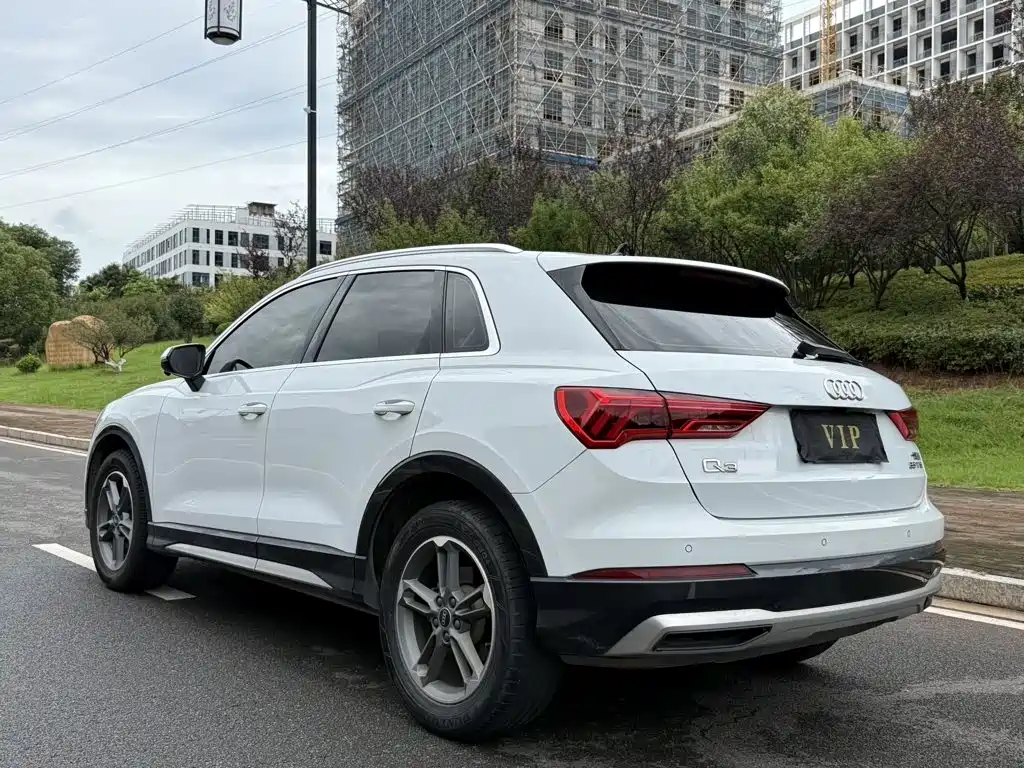 Audi Q3 2021