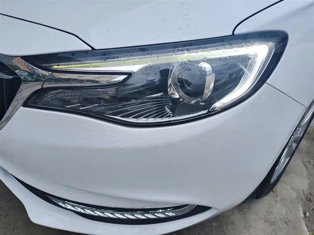 Buick Excelle 2018 — фото 24