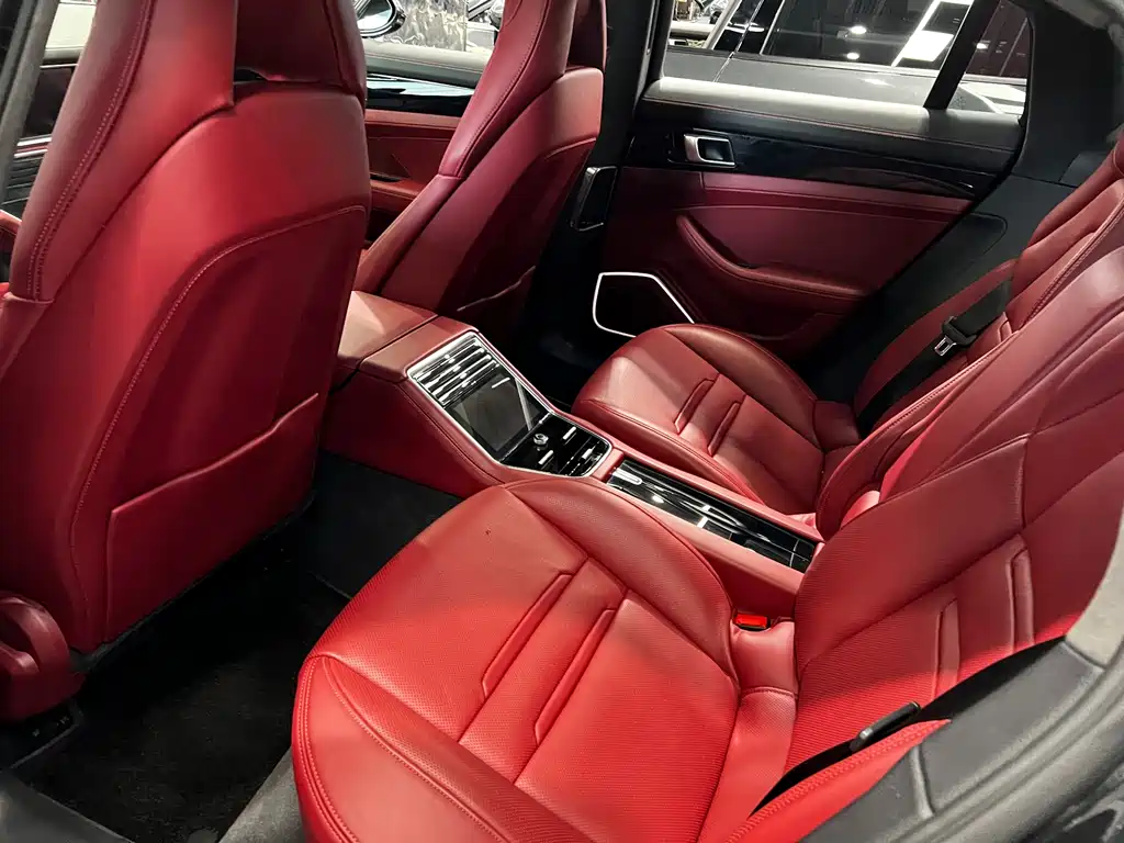 Porsche Panamera 2020 — фото 15