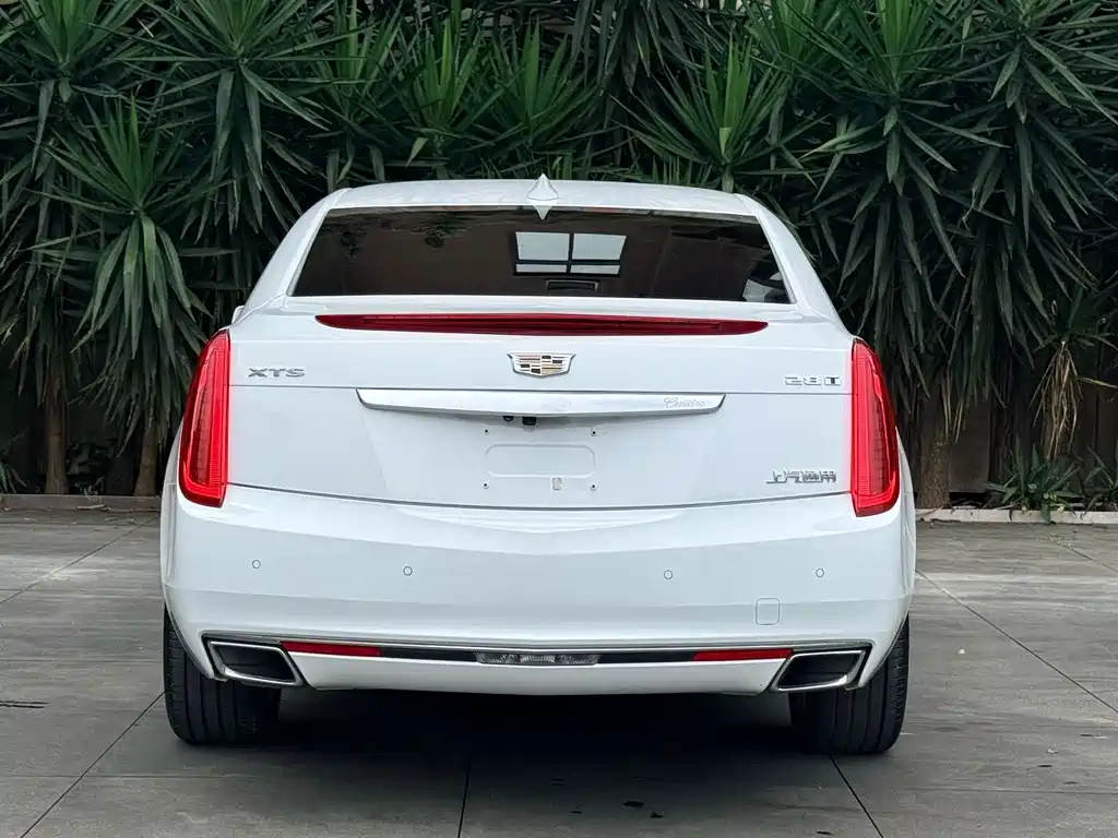 Cadillac XTS 2017 — фото 4