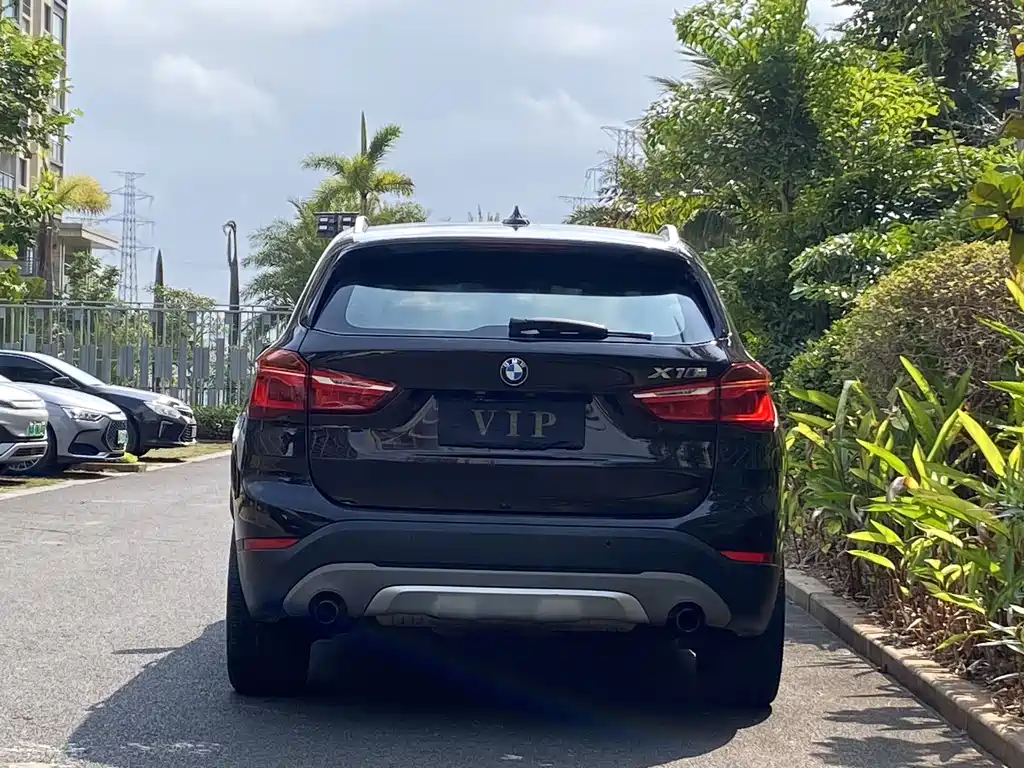BMW X1 2018 — фото 8