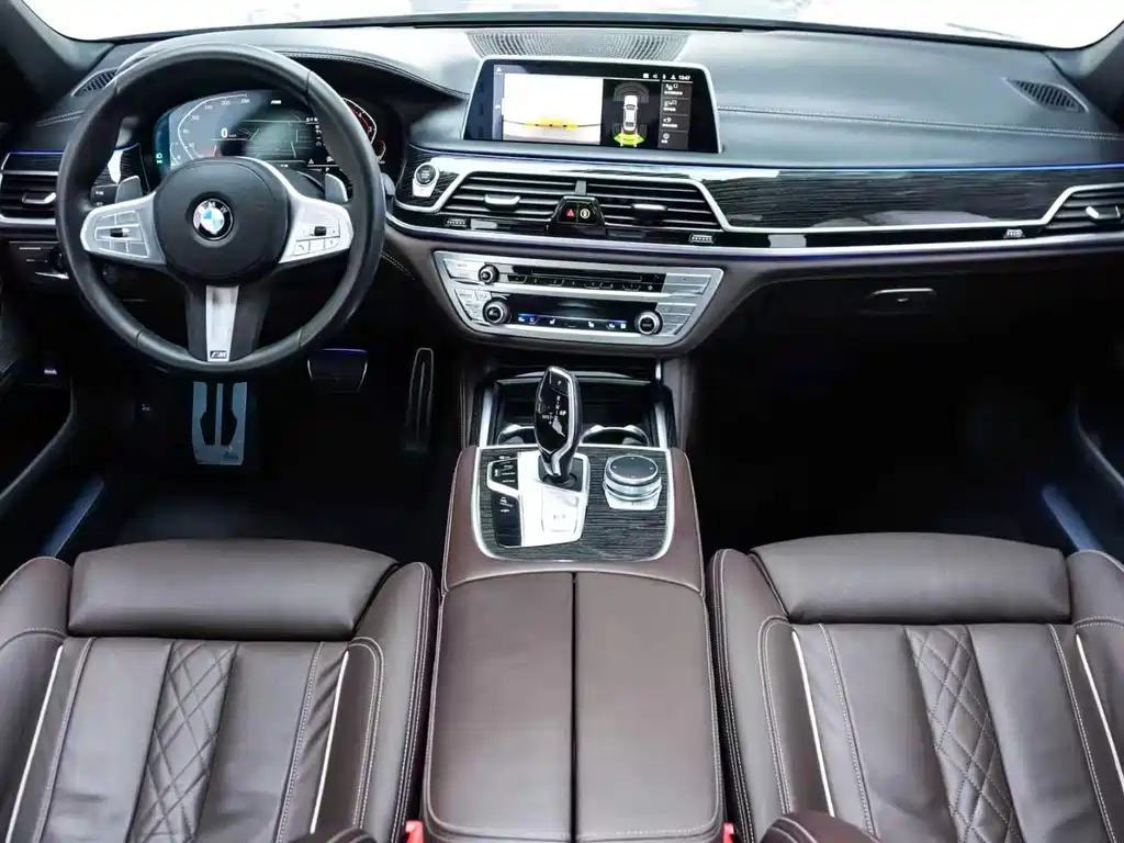 BMW 7 Series 2020 — фото 9