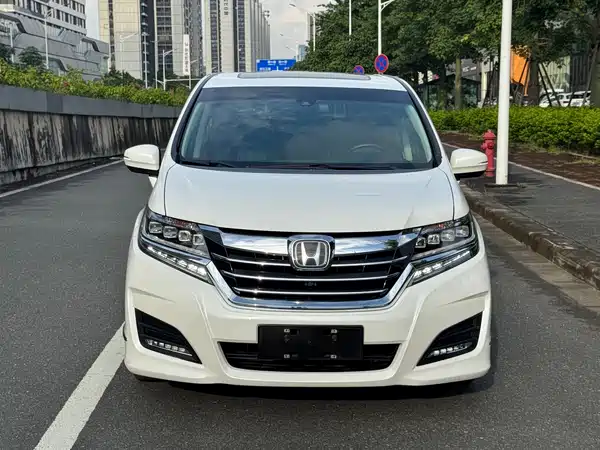 Honda Elysion 2017