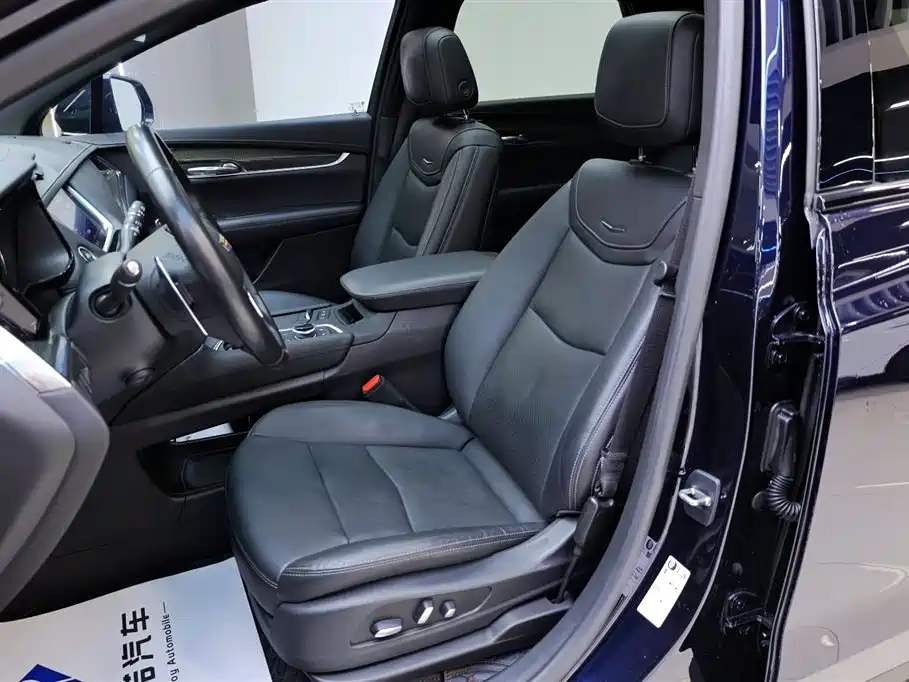 Cadillac XT5 2021 — фото 25