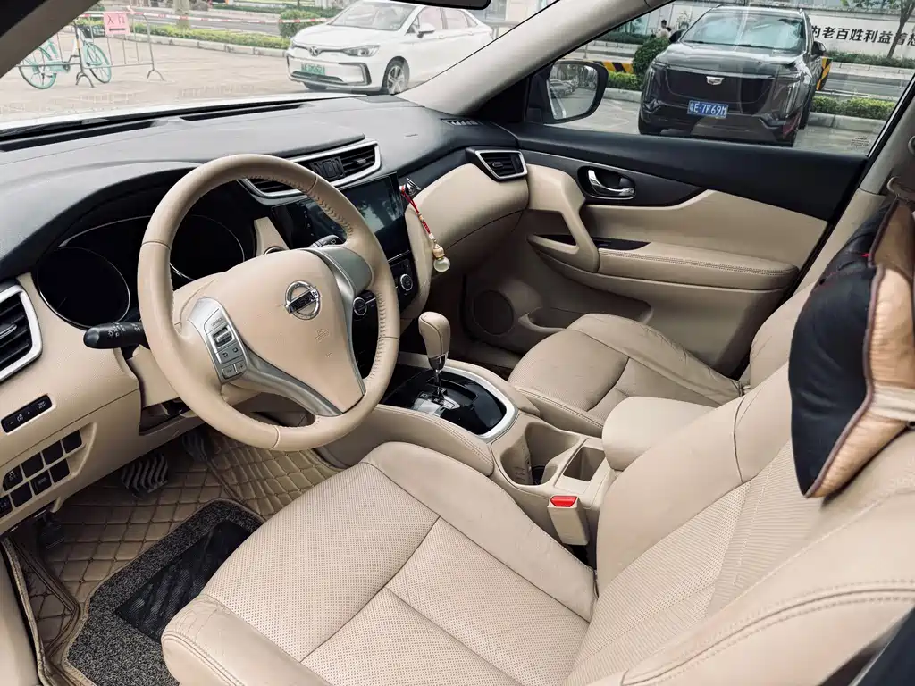 Nissan X-Trail 2015 — фото 17