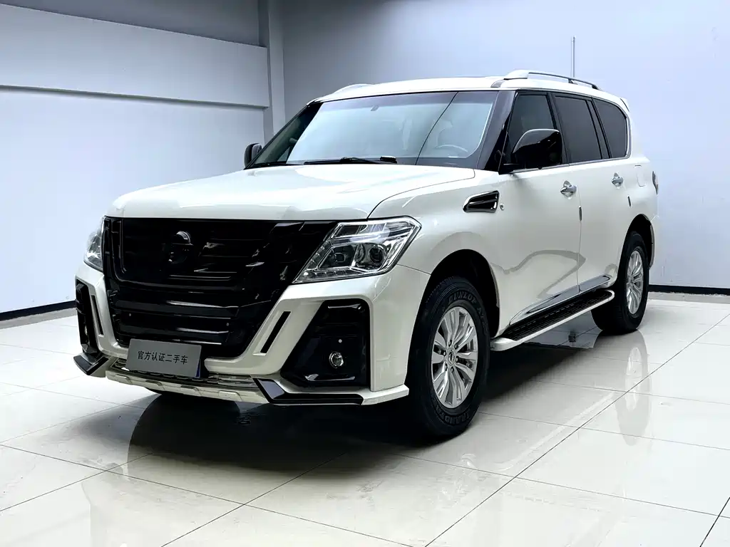 Nissan Patrol 2017 — фото 1