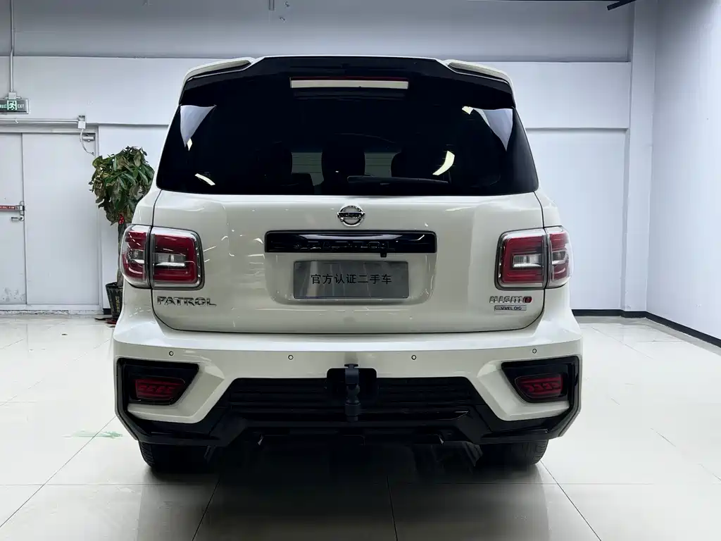 Nissan Patrol 2017 — фото 14