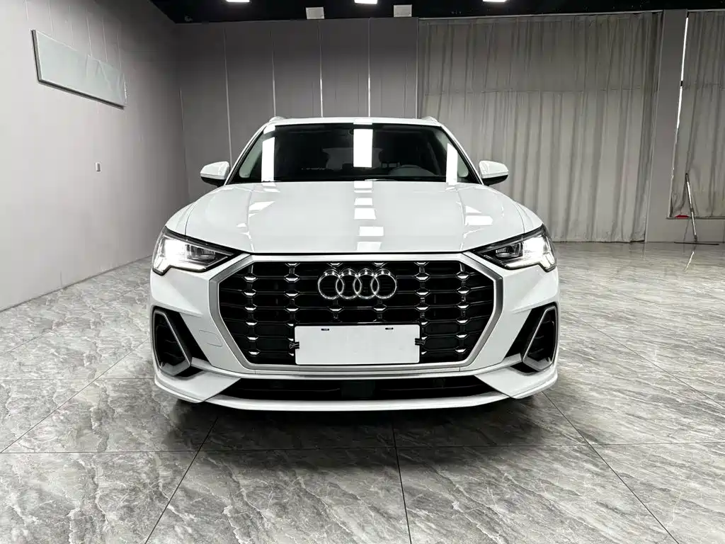Audi Q3 2023