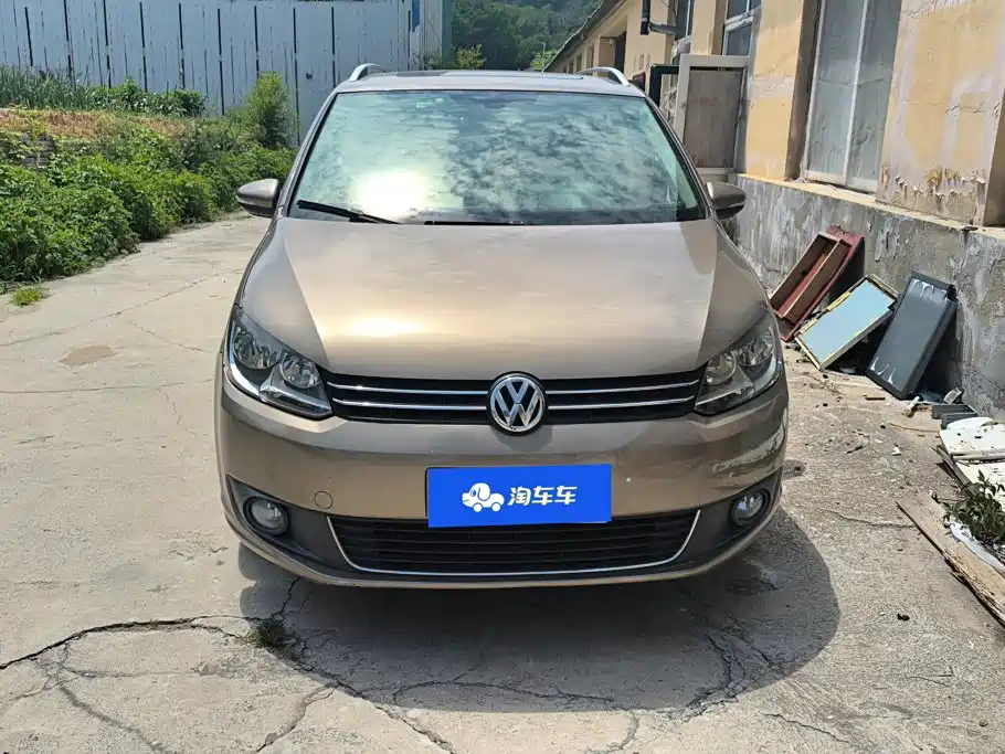 Volkswagen Touran 2014