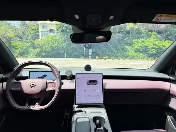 NIO ET5 2024