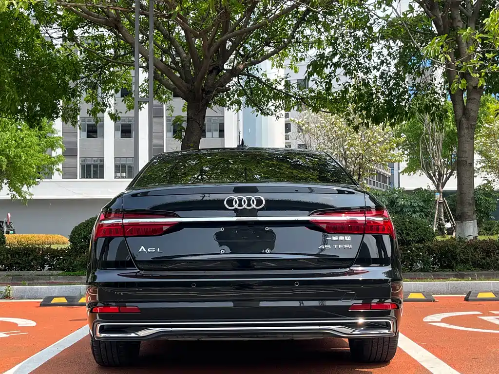Audi A6L 2024 — фото 8