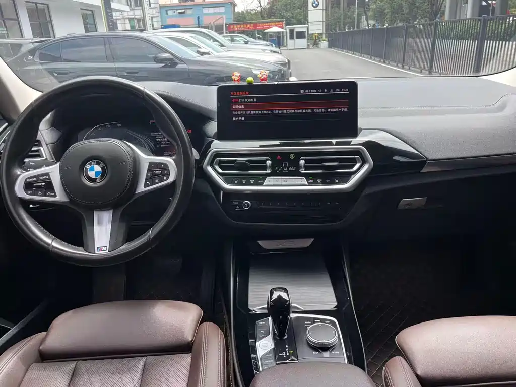 BMW X3 2022 — фото 8