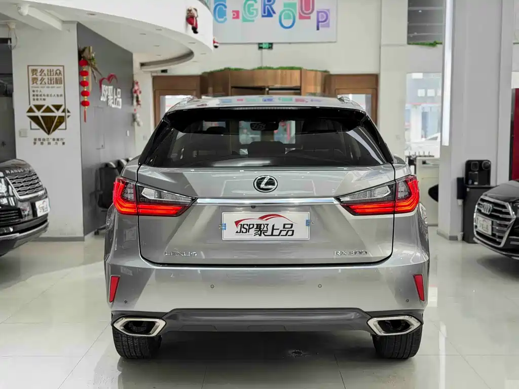 Lexus RX 2018 — фото 18