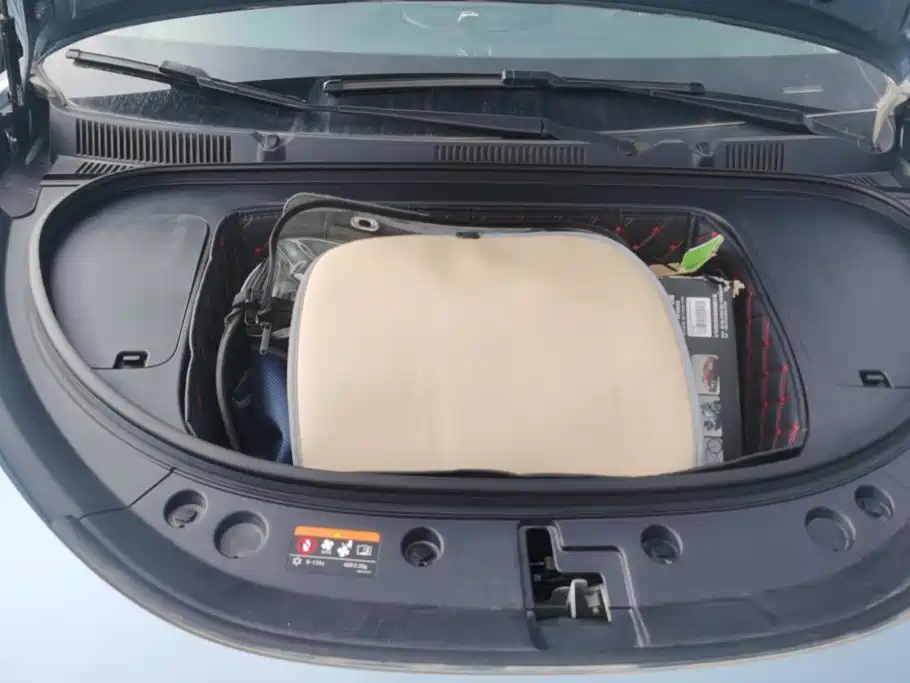 Geely Galaxy Starwish 2025 — фото 10