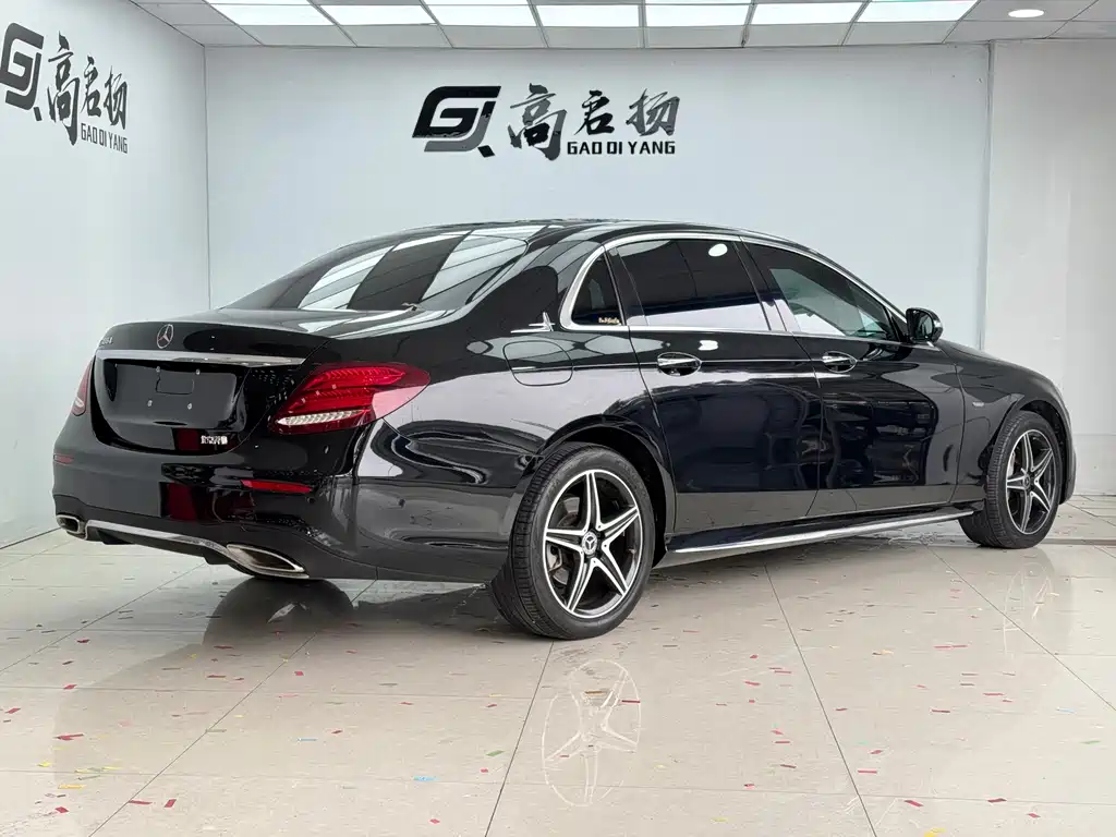 Mercedes-Benz E-Class 2020 — фото 27