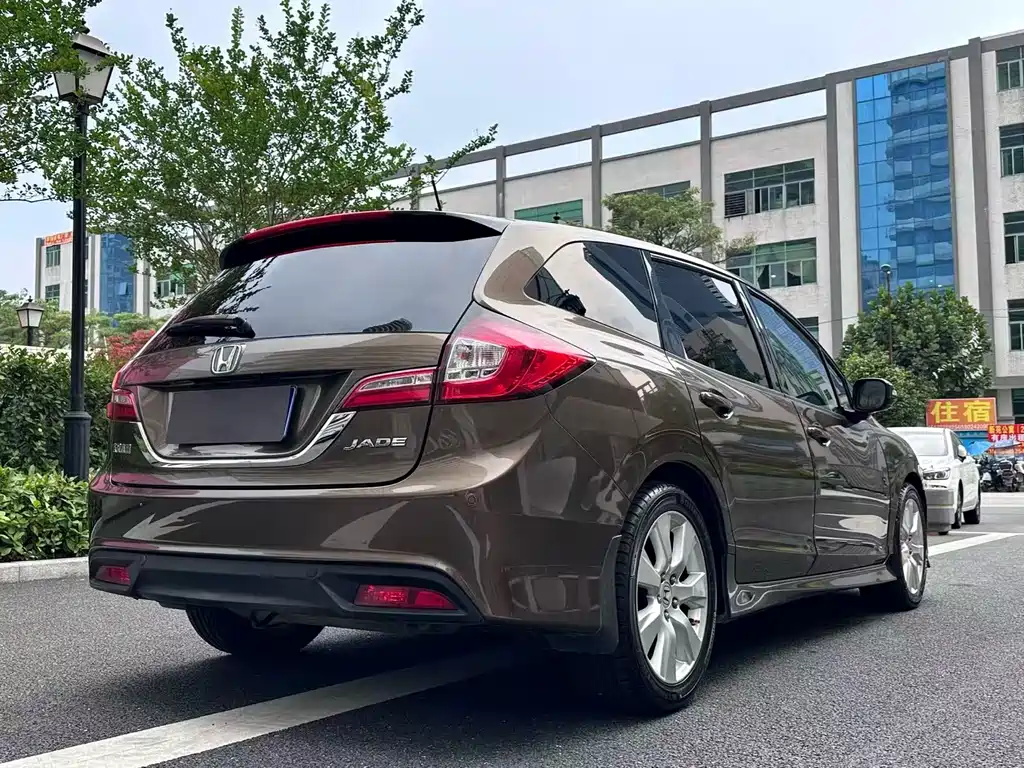 Honda Jade 2015 — фото 10