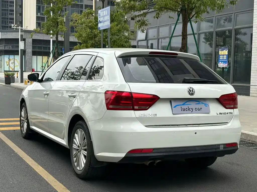 Volkswagen Gran Lavida 2014