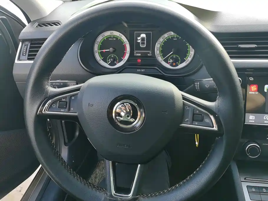 Skoda Octavia 2019 — фото 15
