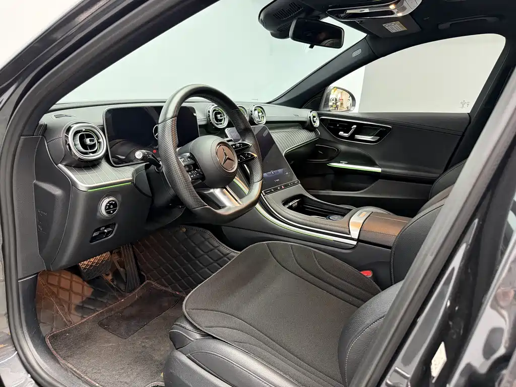 Mercedes-Benz C-Class 2022 — фото 4