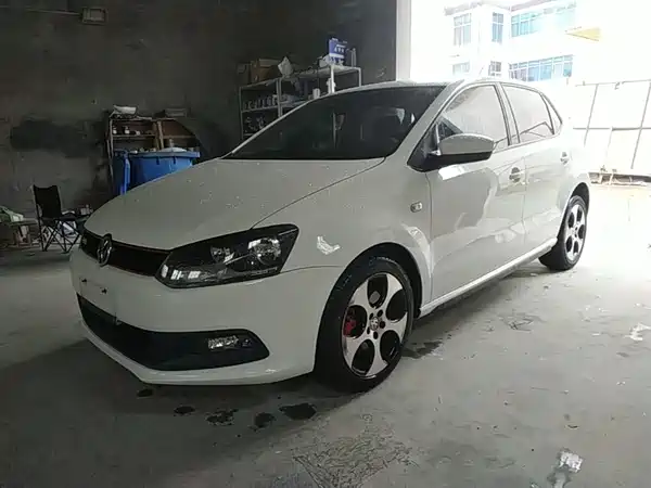 Volkswagen Polo 2015