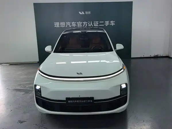 Li Auto L9 2025