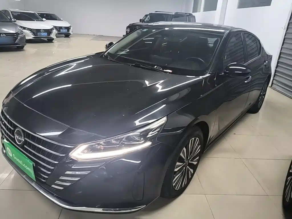 Nissan Teana 2023