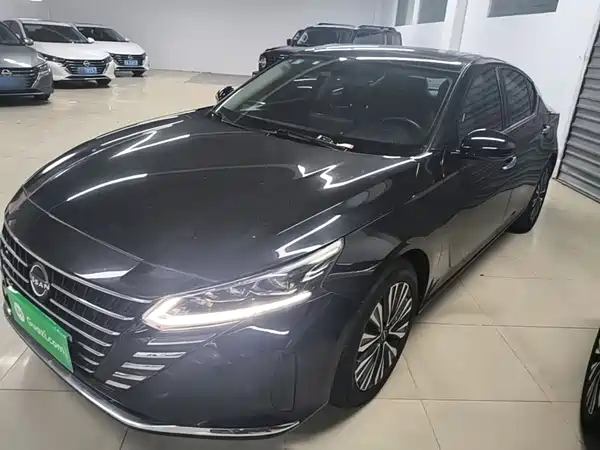 Nissan Teana 2023