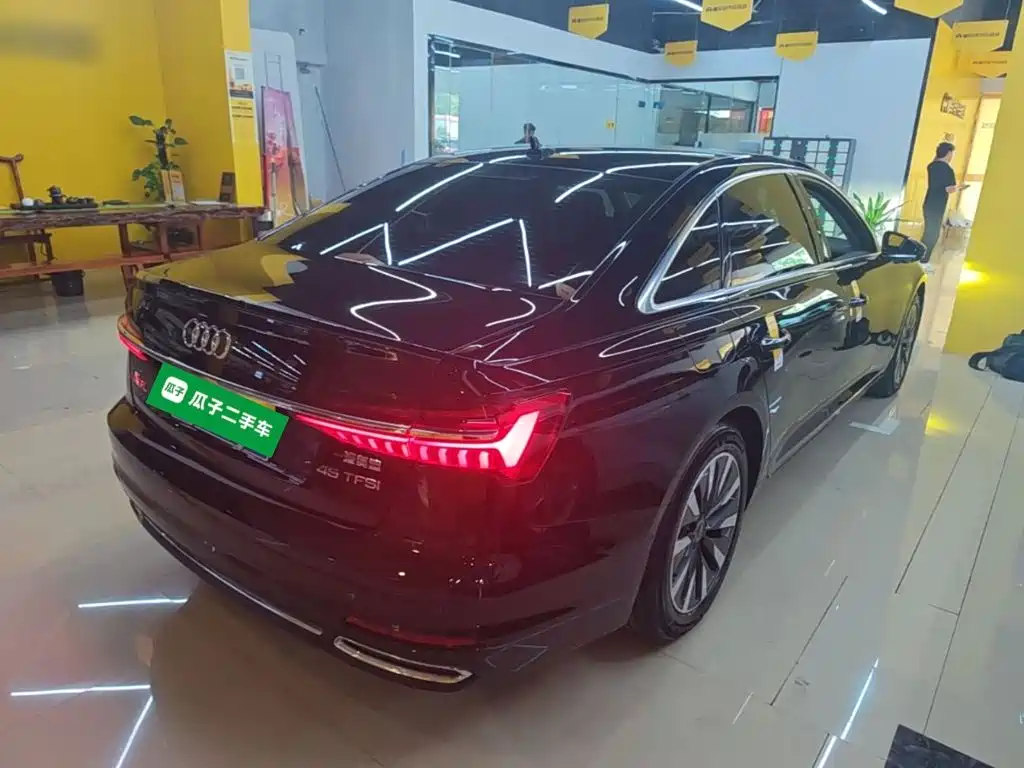 Audi A6L 2022