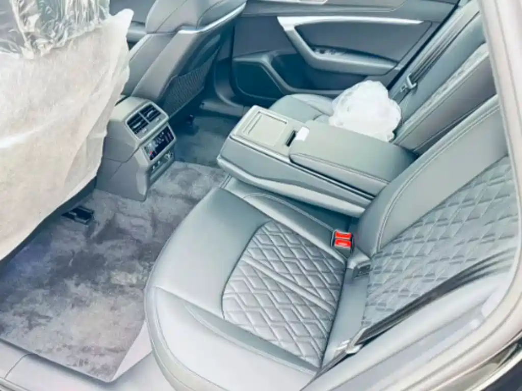Audi A6L 2026 — фото 7