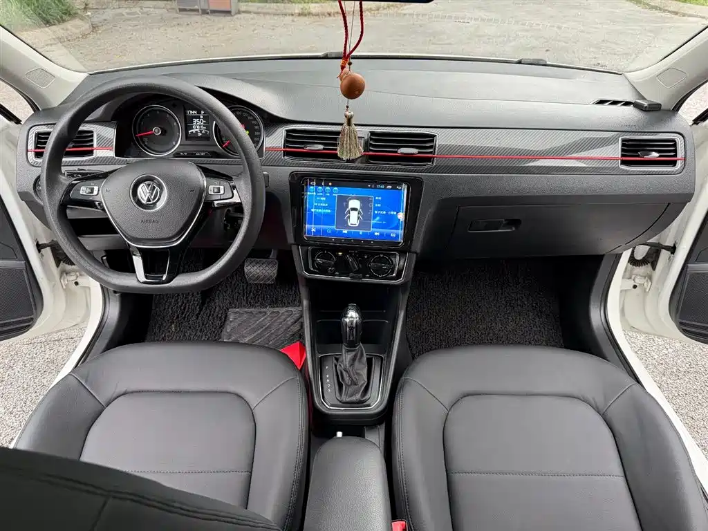 Volkswagen Santana 2017 — фото 14