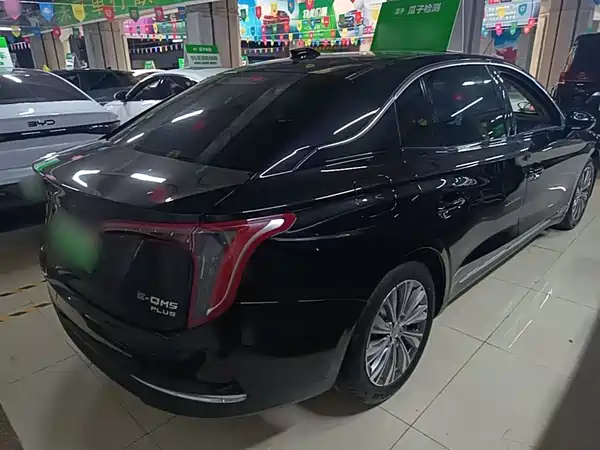Hongqi E-QM5 2024
