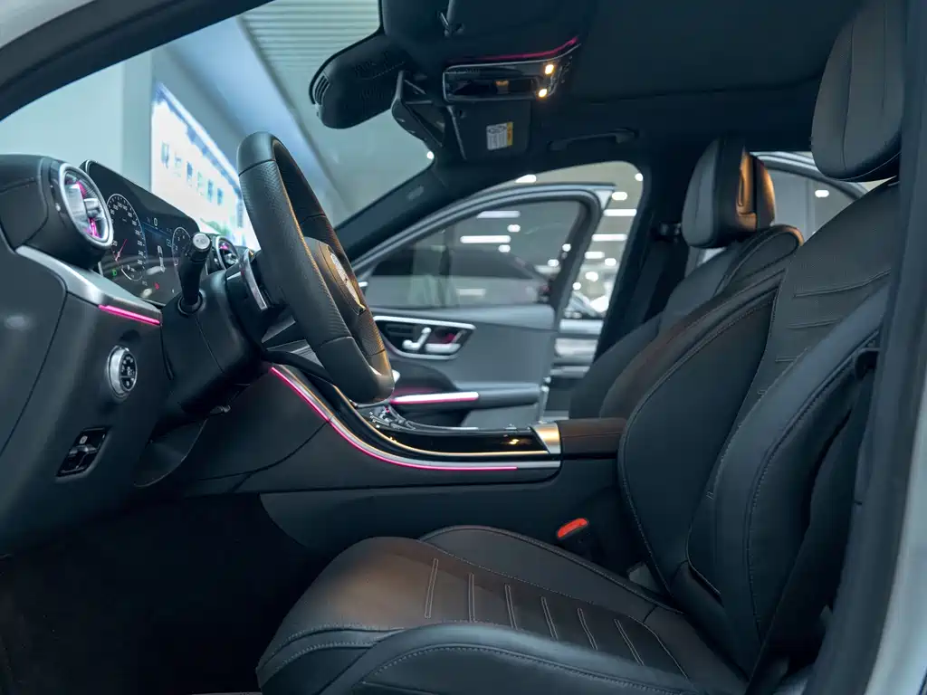 Mercedes-Benz C-Class 2022 — фото 12
