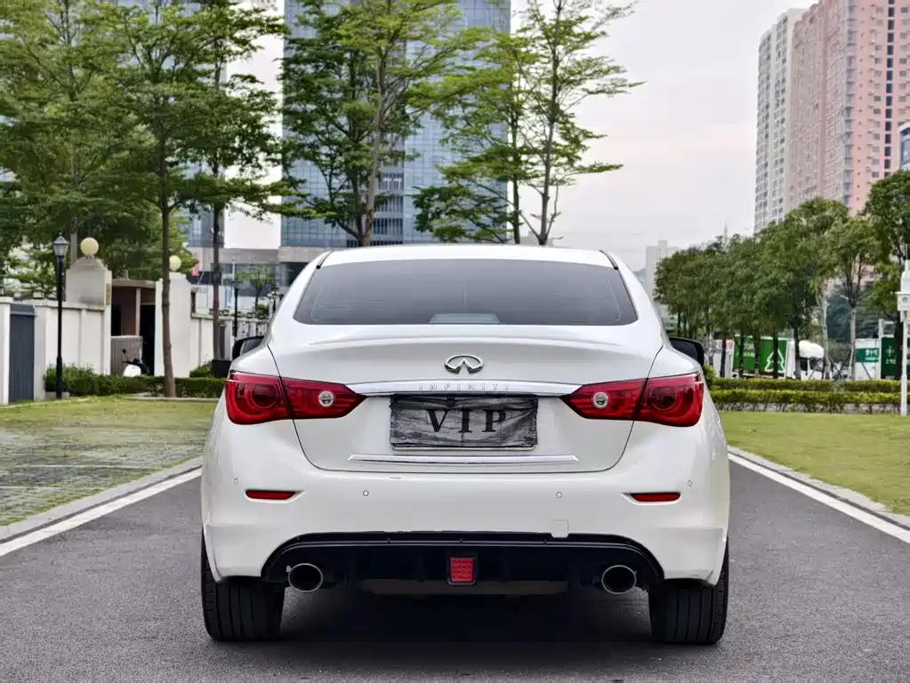 Infiniti Q50L 2015 — фото 9