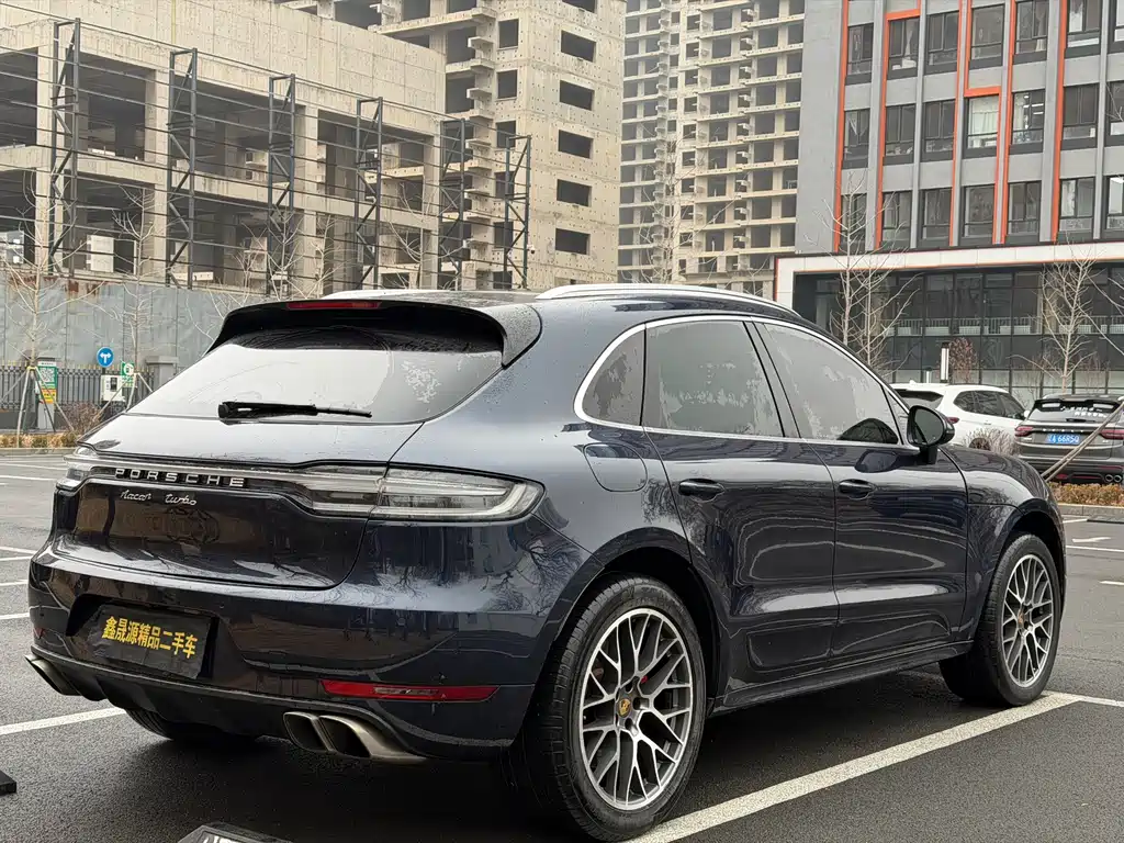 Porsche Macan 2015 — фото 18