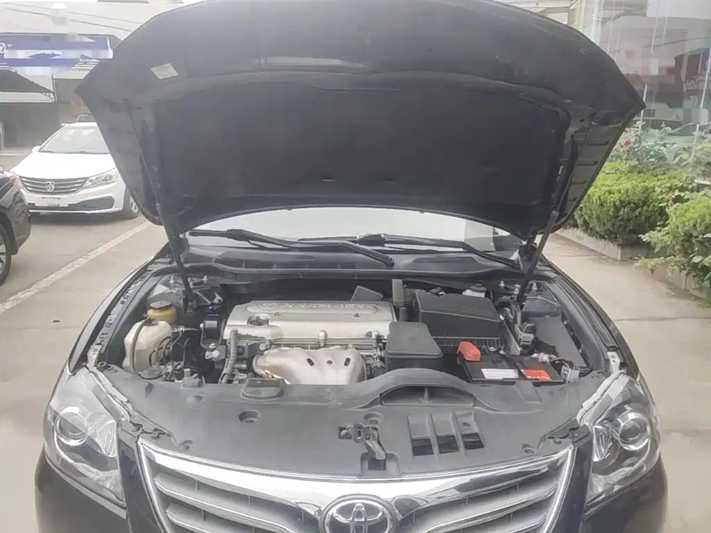 Toyota Camry 2015 — фото 20