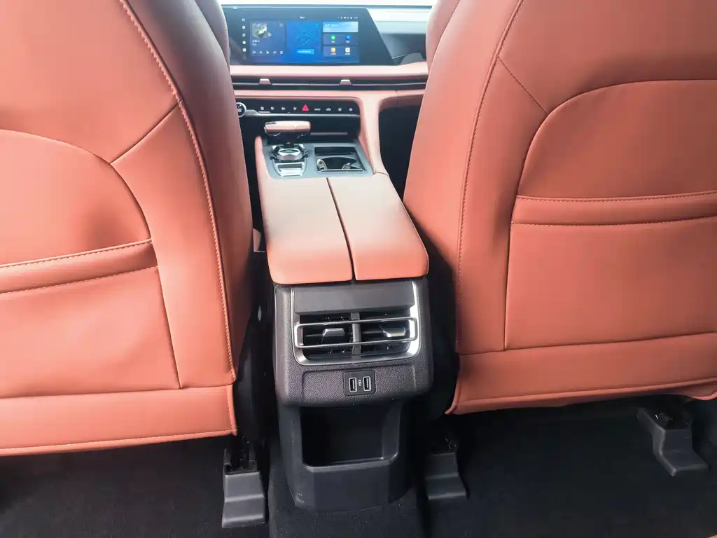 Changan CS75 PLUS 2024 — фото 11