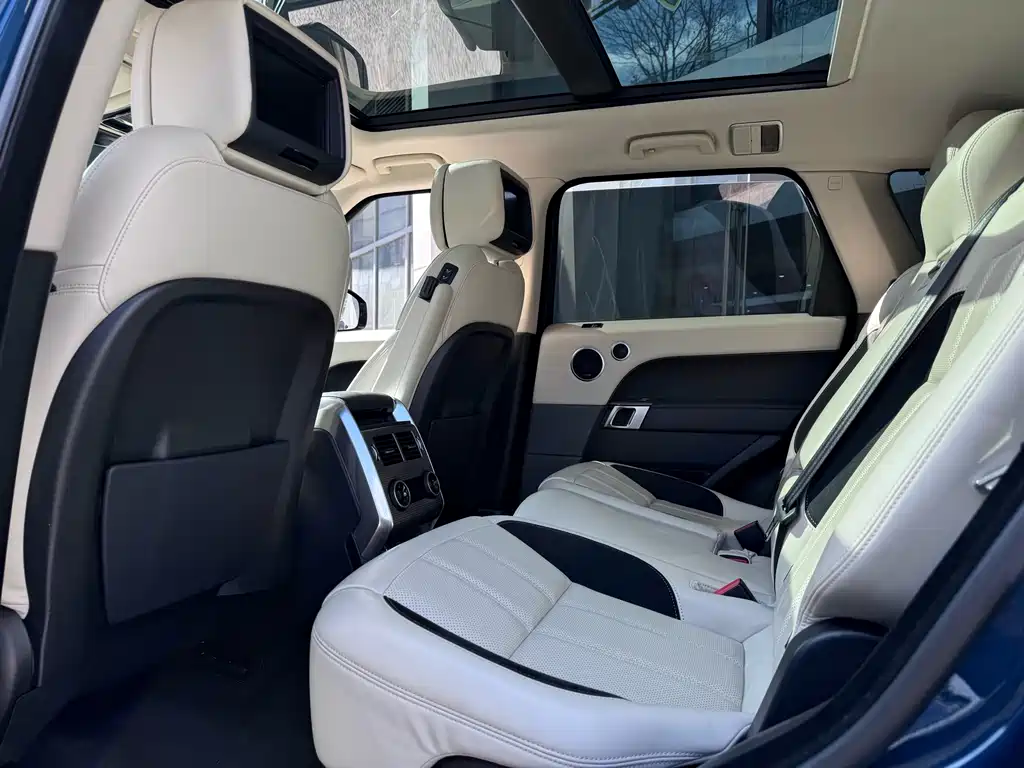 Land Rover Sport 2022 — фото 11
