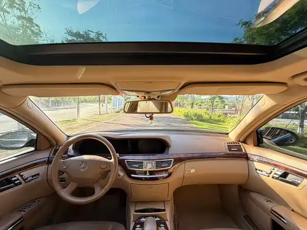 Mercedes-Benz S-Class 2008