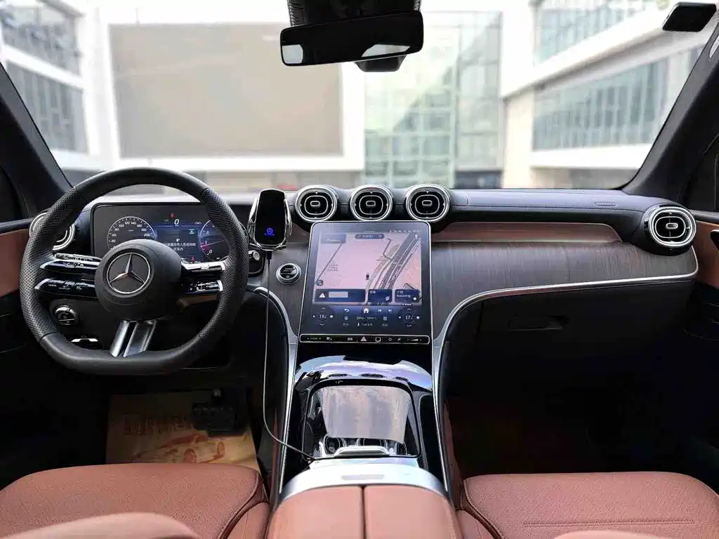 Mercedes-Benz GLC 2025 — фото 11
